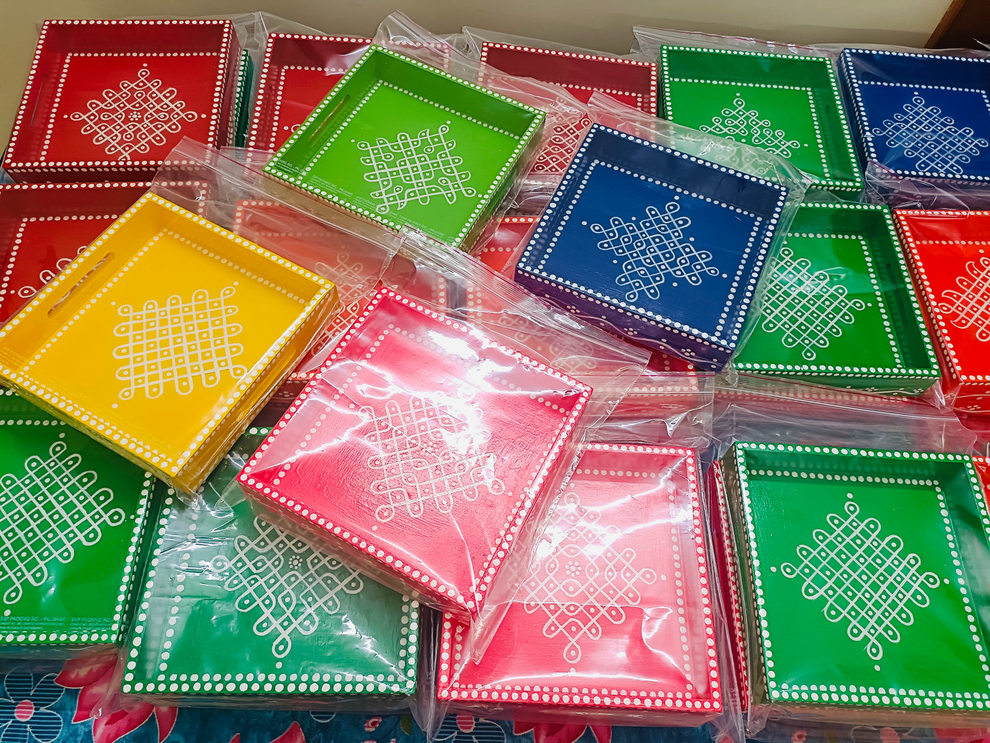 𝐊𝐨𝐥𝐚𝐦 𝐀𝐫𝐭 𝐖𝐨𝐨𝐝𝐞𝐧 𝐓𝐫𝐚𝐲𝐬