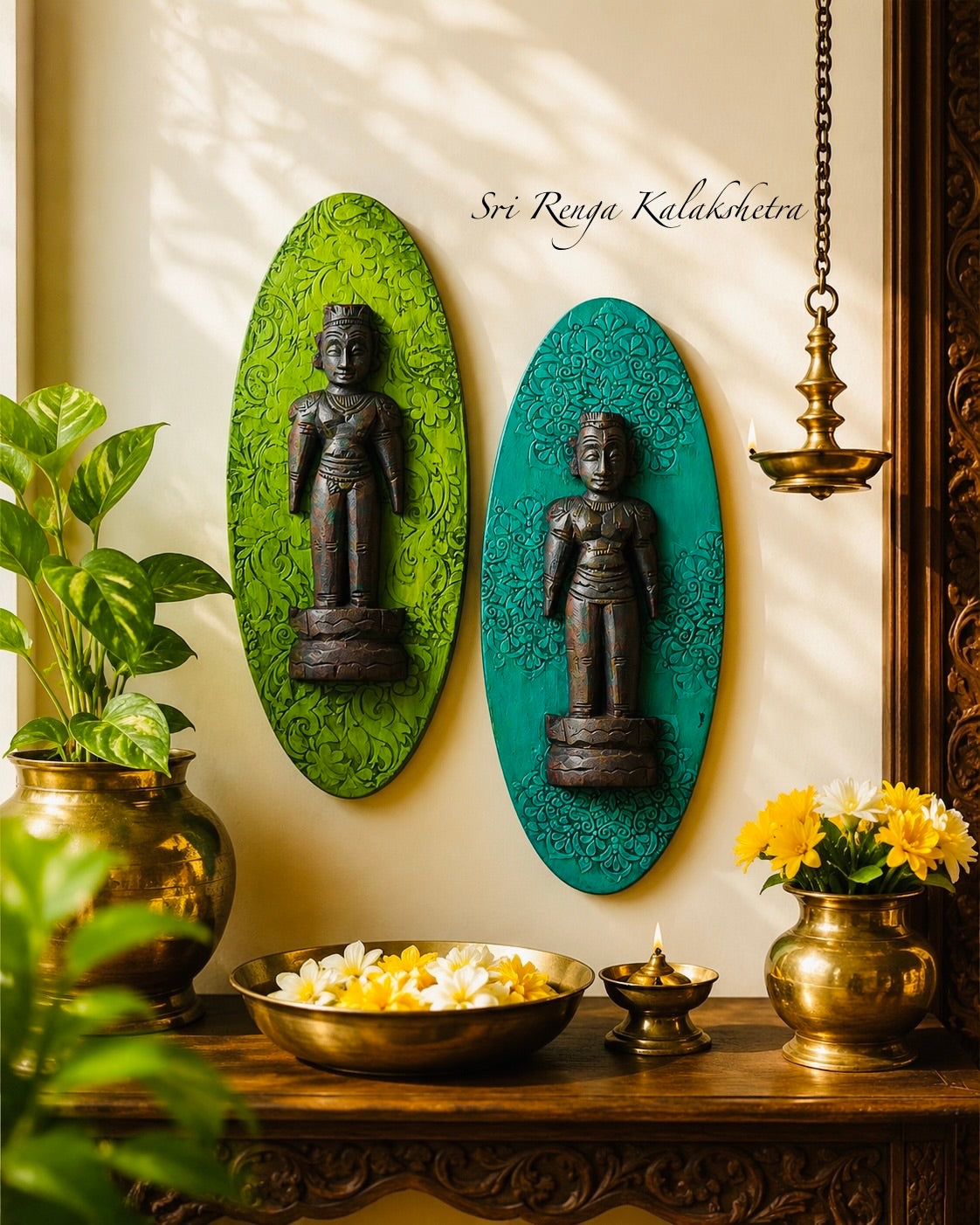 Classic Marapachi - Oval Wooden Wall Mount